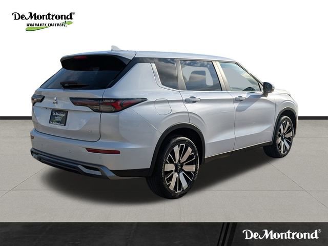 New 2026 Mitsubishi Outlander SE FWD image 5
