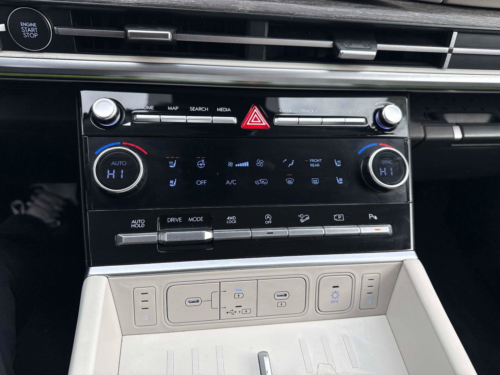 Used 2024 Hyundai Santa Fe Calligraphy image 27