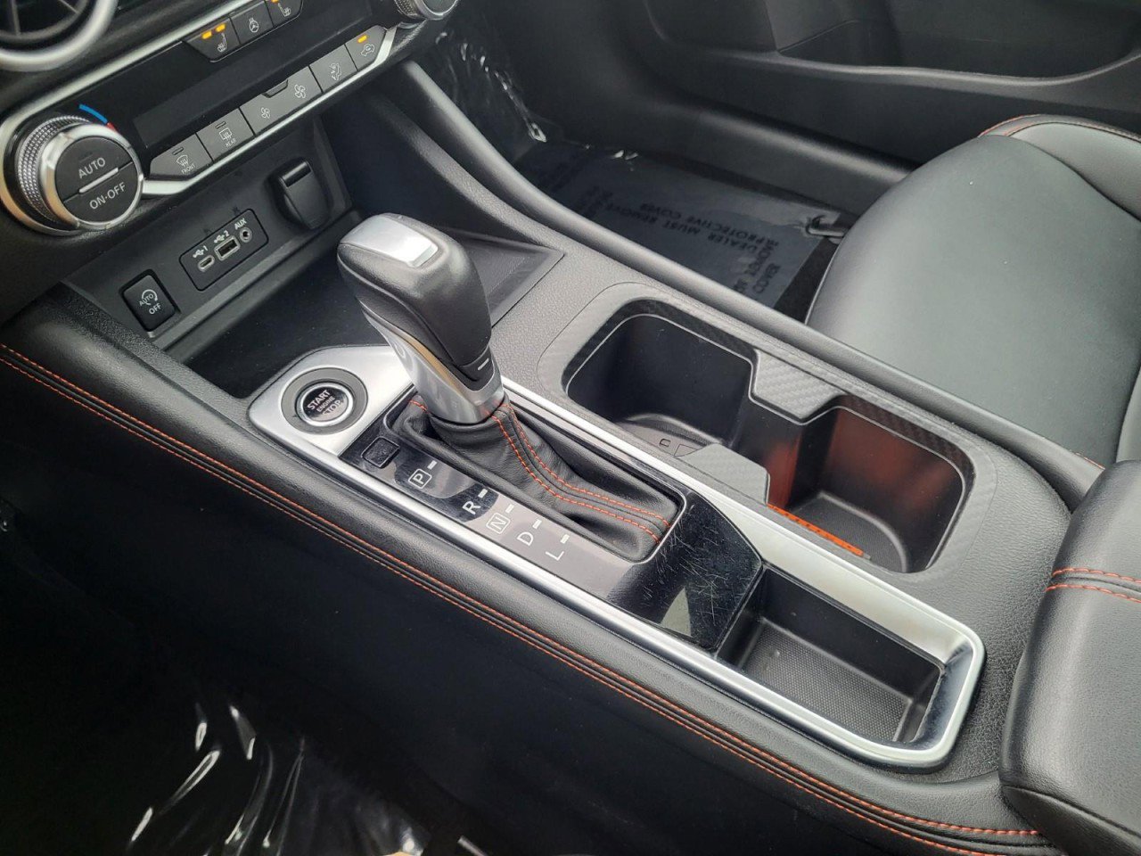 Used 2024 Nissan Sentra SR w/ SR Premium Package image 21