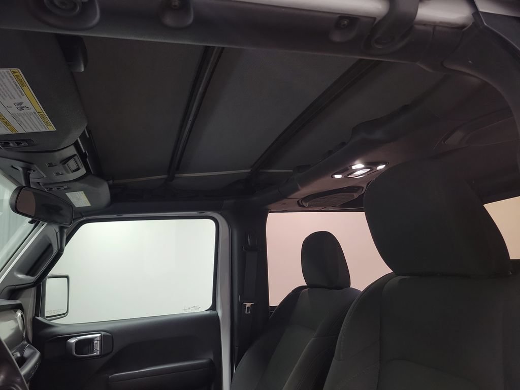 Used 2021 Jeep Wrangler Sport AWD/4WD image 24