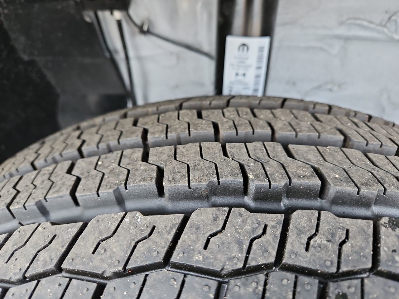 New 2025 RAM ProMaster 2500 w/ Quick Order Package 22G SLT image 10