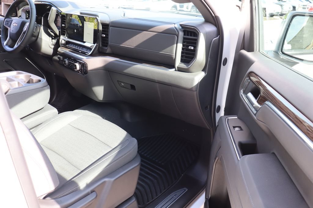 New 2026 Chevrolet Silverado 1500 LT AWD/4WD image 45