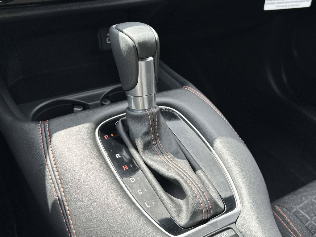 Certified 2025 Honda HR-V Sport image 26