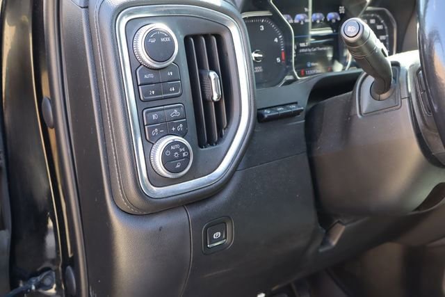 Used 2020 GMC Sierra 2500 Denali w/ Denali Ultimate Package AWD/4WD image 25