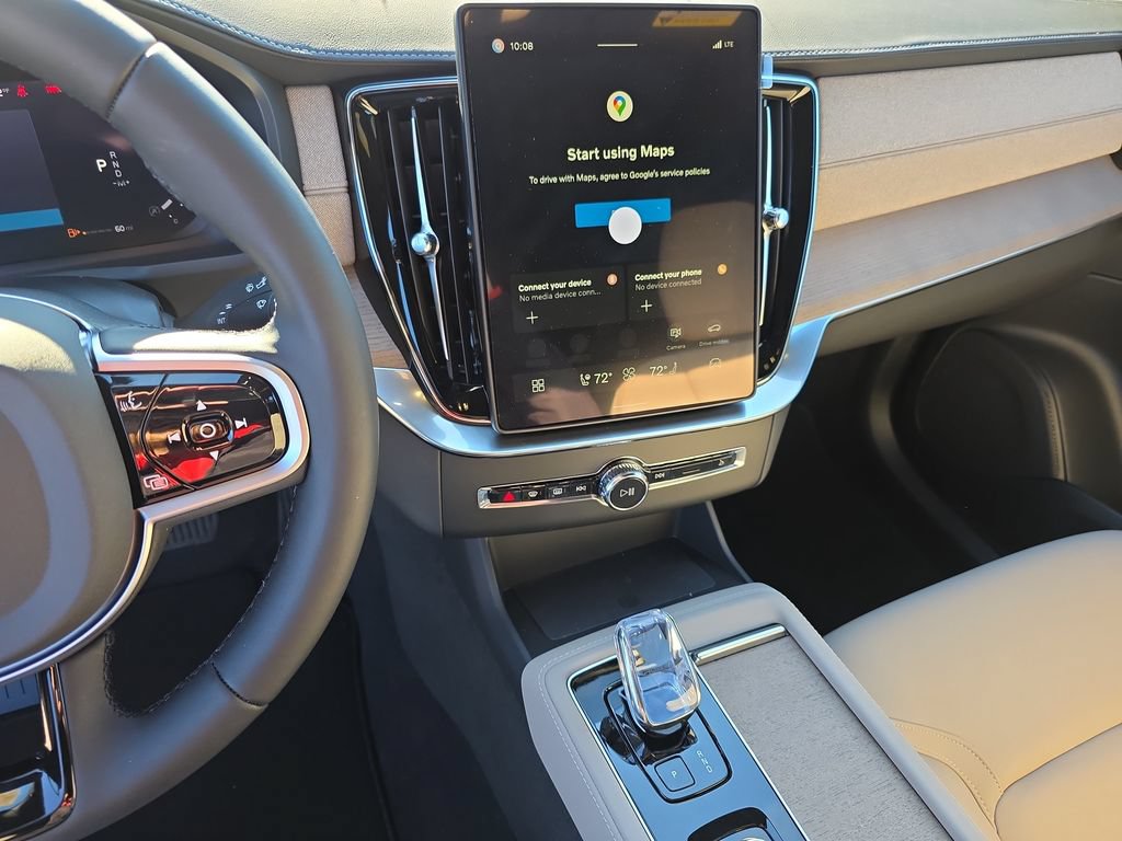 Certified 2026 Volvo XC90 B6 Plus w/ Protection Package Premier AWD/4WD image 18