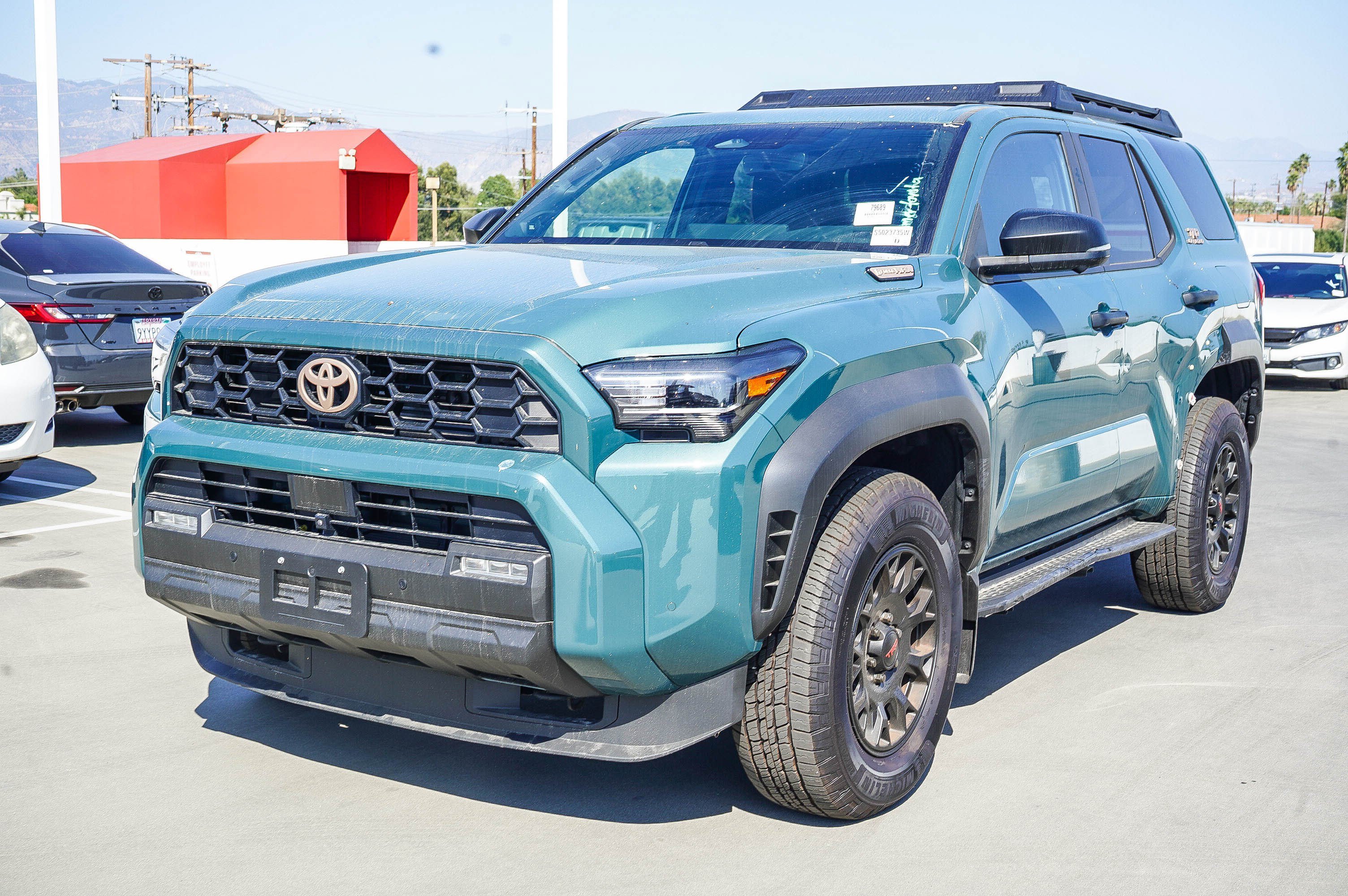 Used 2025 Toyota 4Runner TRD Off-Road Premium AWD/4WD image 3