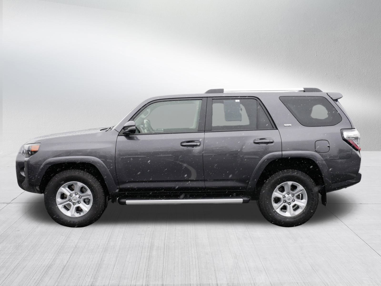 Certified 2022 Toyota 4Runner SR5 Premium w/ Moonroof Package image 4