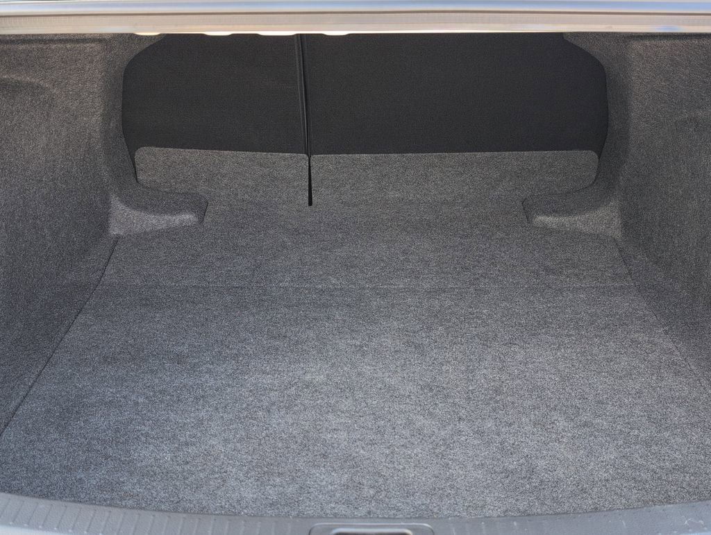 Used 2026 Toyota Corolla LE FWD image 27