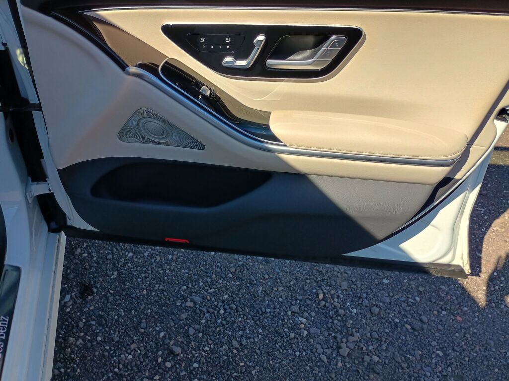 Certified 2023 Mercedes-Benz S 500 4MATIC image 23