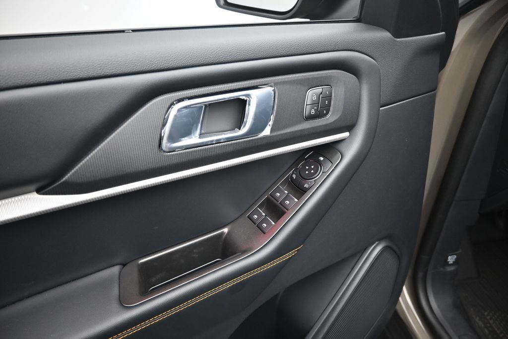 New 2026 Ford Explorer Tremor AWD/4WD image 10