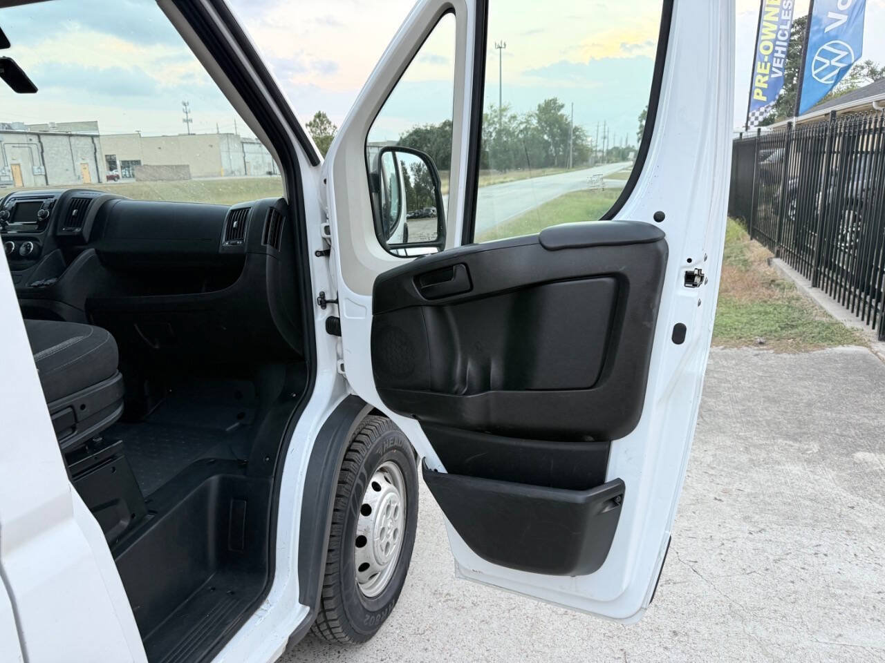 Used 2014 RAM ProMaster 1500 FWD image 19