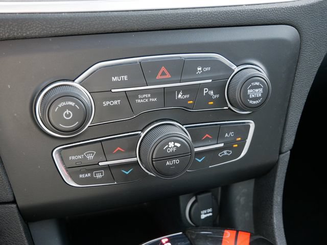 Used 2017 Dodge Charger R/T RWD image 22