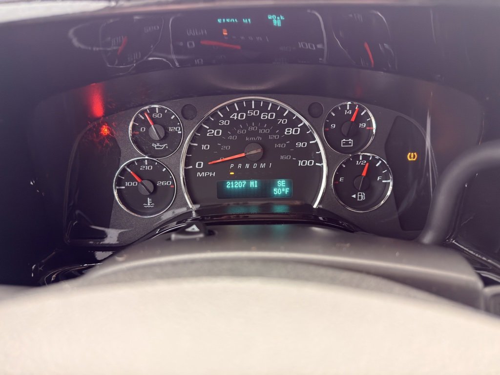 Used 2021 Chevrolet Express 2500 LS w/ Enhanced Convenience Package image 44