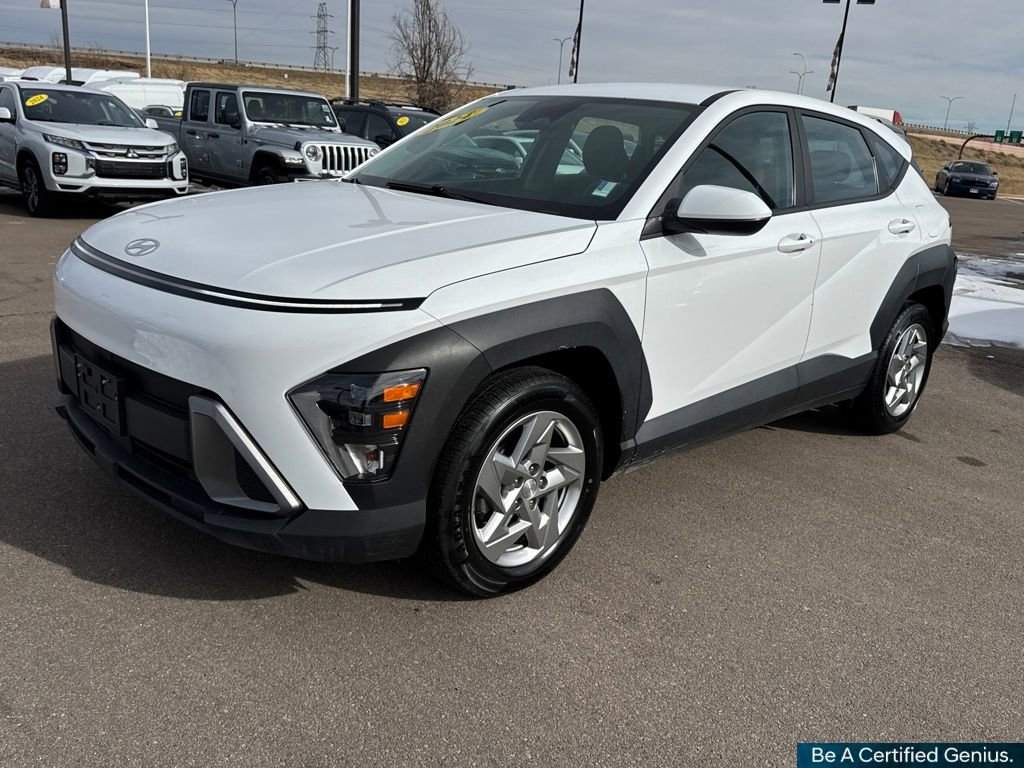 Certified 2024 Hyundai Kona SE image 3