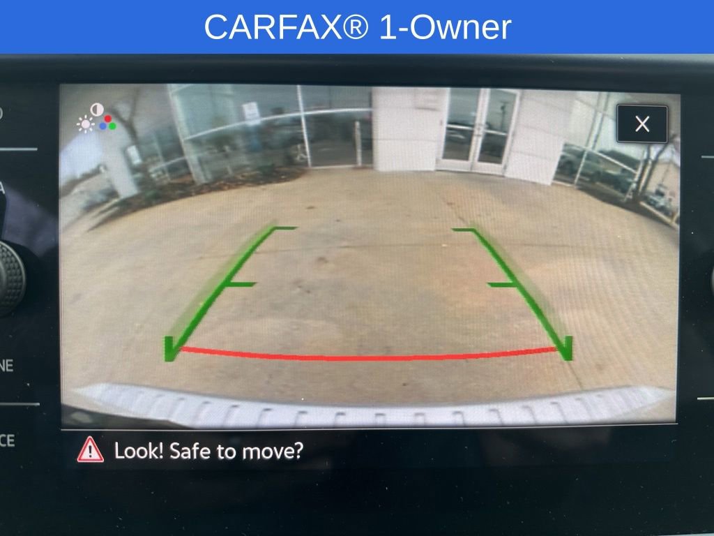 Used 2023 Volkswagen Taos SE image 23