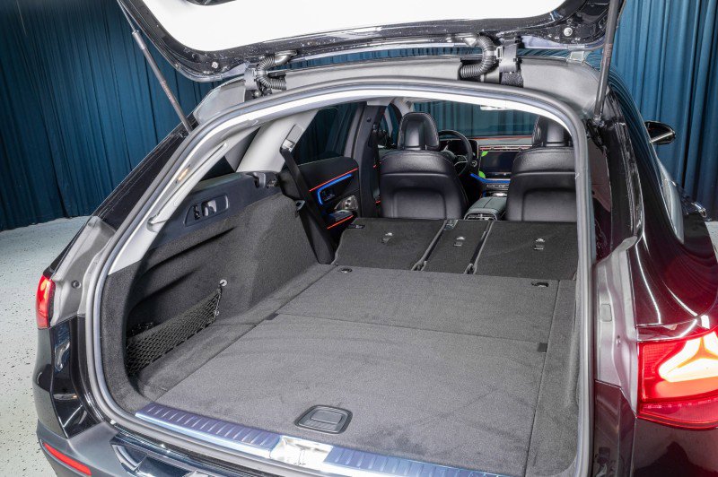 New 2025 Mercedes-Benz E 450 4MATIC All-Terrain Wagon image 7