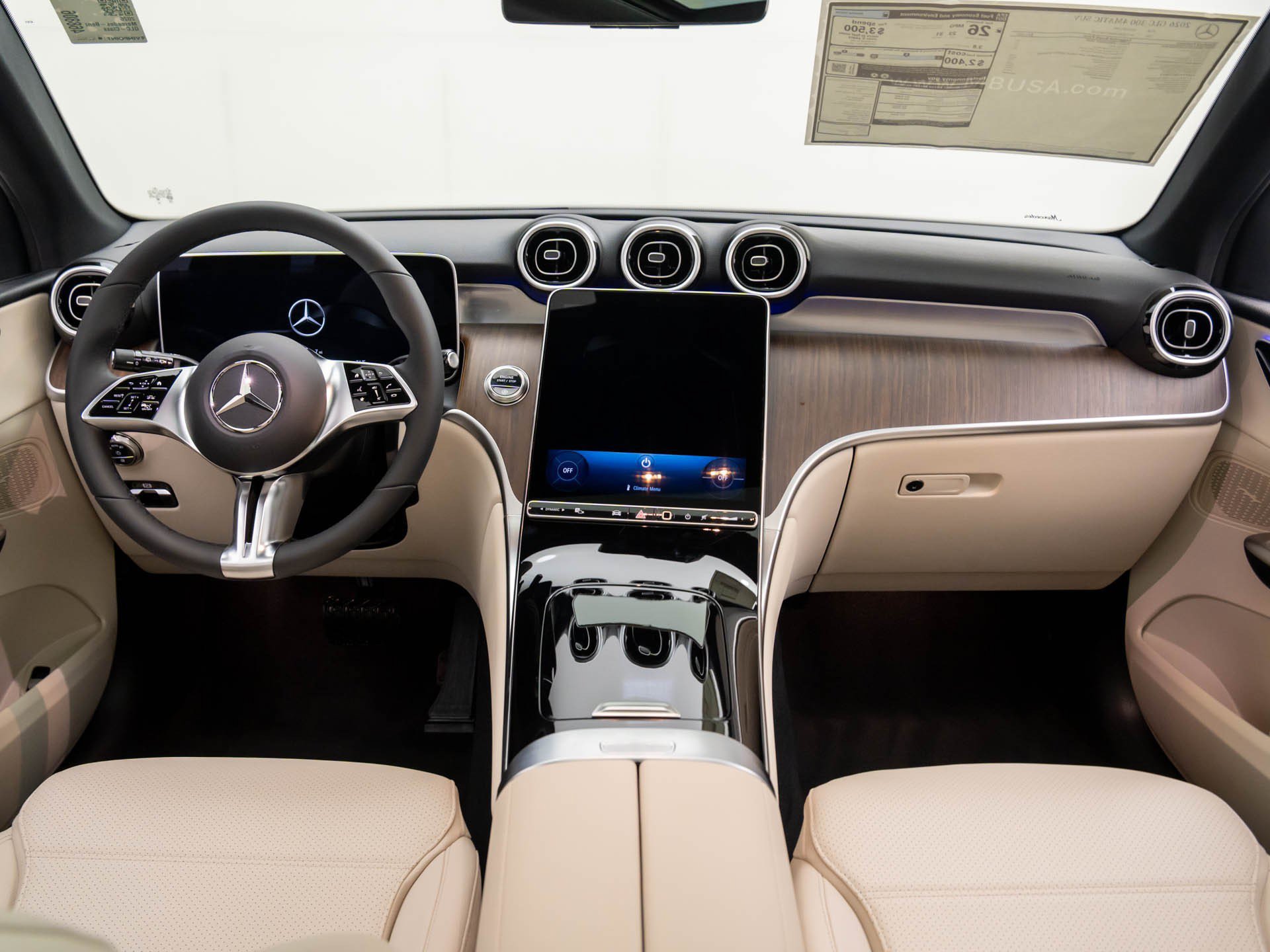 New 2026 Mercedes-Benz GLC 300 4MATIC image 9