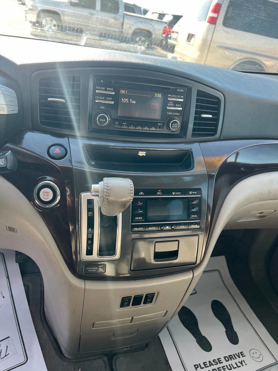 Used 2013 Nissan Quest SV w/ Leather Pkg FWD image 5
