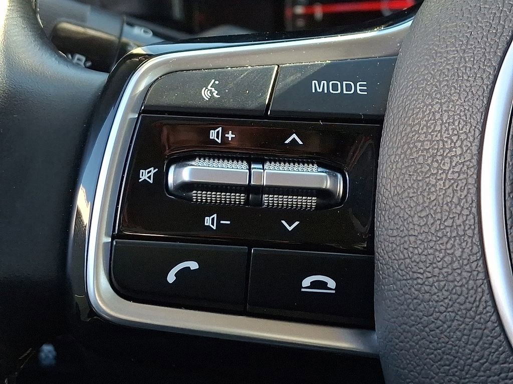 Used 2022 Kia Sorento S image 23