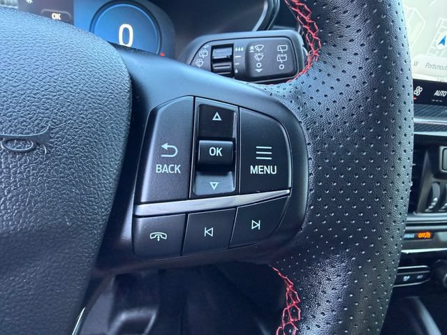 Used 2025 Ford Escape ST-Line Elite w/ Premium Technology Package AWD/4WD image 21