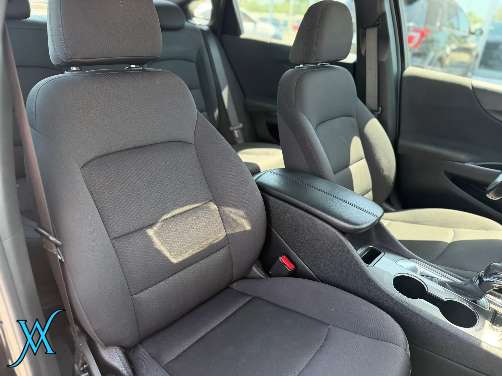 Used 2021 Chevrolet Malibu LT FWD image 25