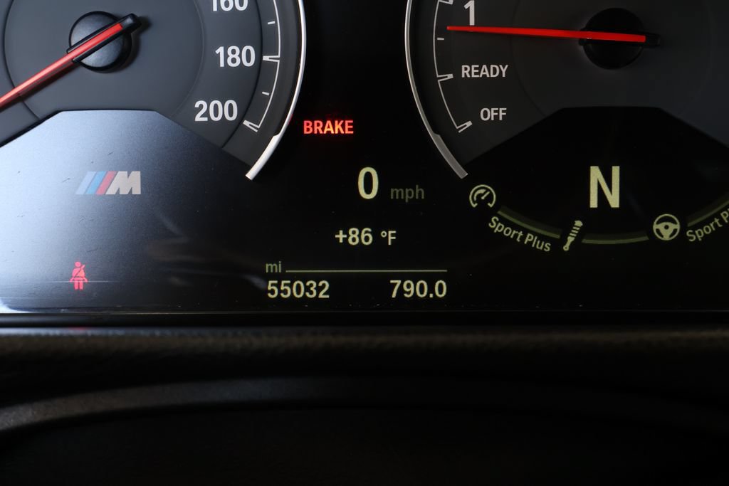 Used 2018 BMW M3 RWD image 31