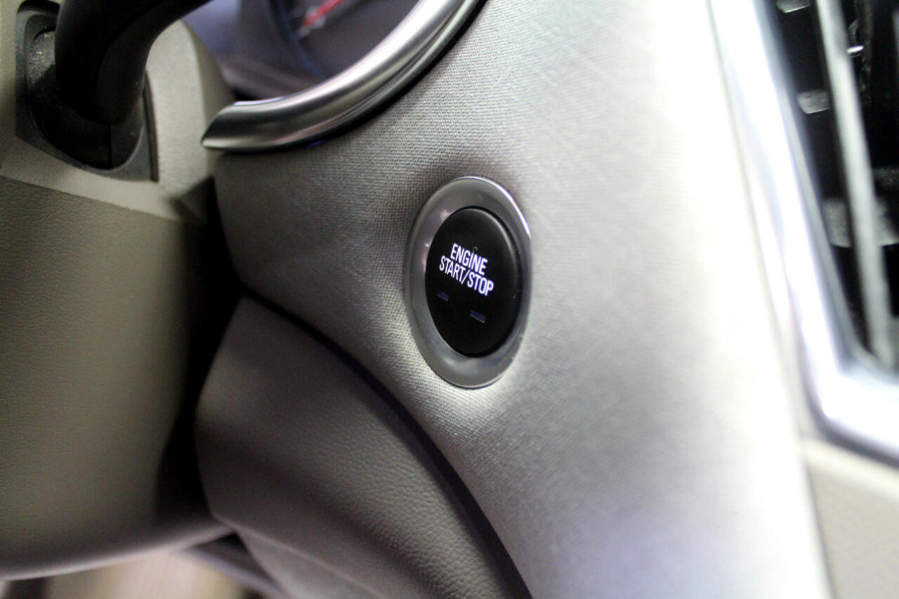 Used 2017 Chevrolet Malibu LT image 12