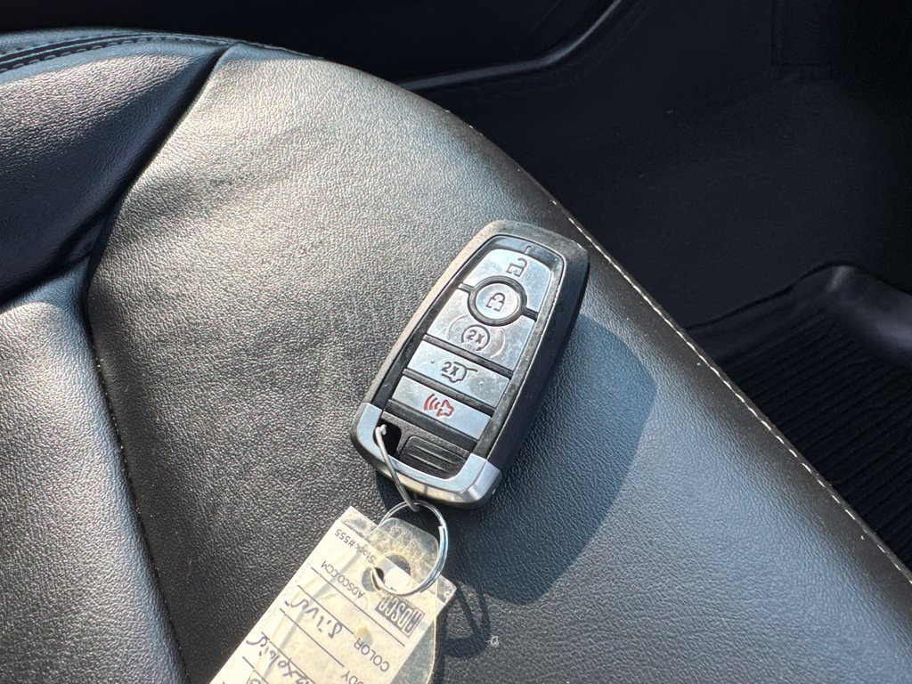 Used 2023 Ford Explorer XLT w/ Equipment Group 202A AWD/4WD image 44