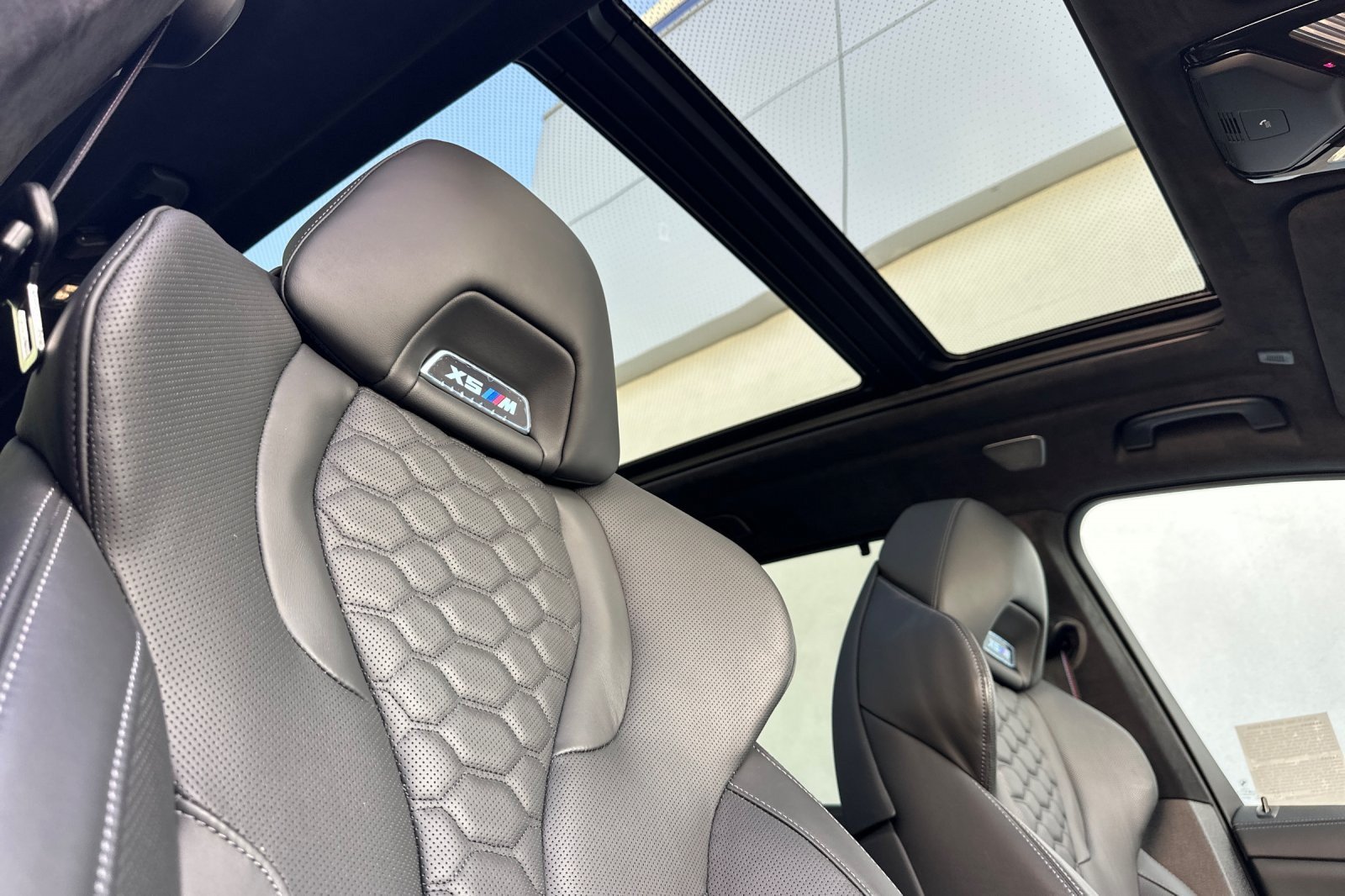 Used 2026 BMW X5 M Competition w/ Executive Package AWD/4WD image 16