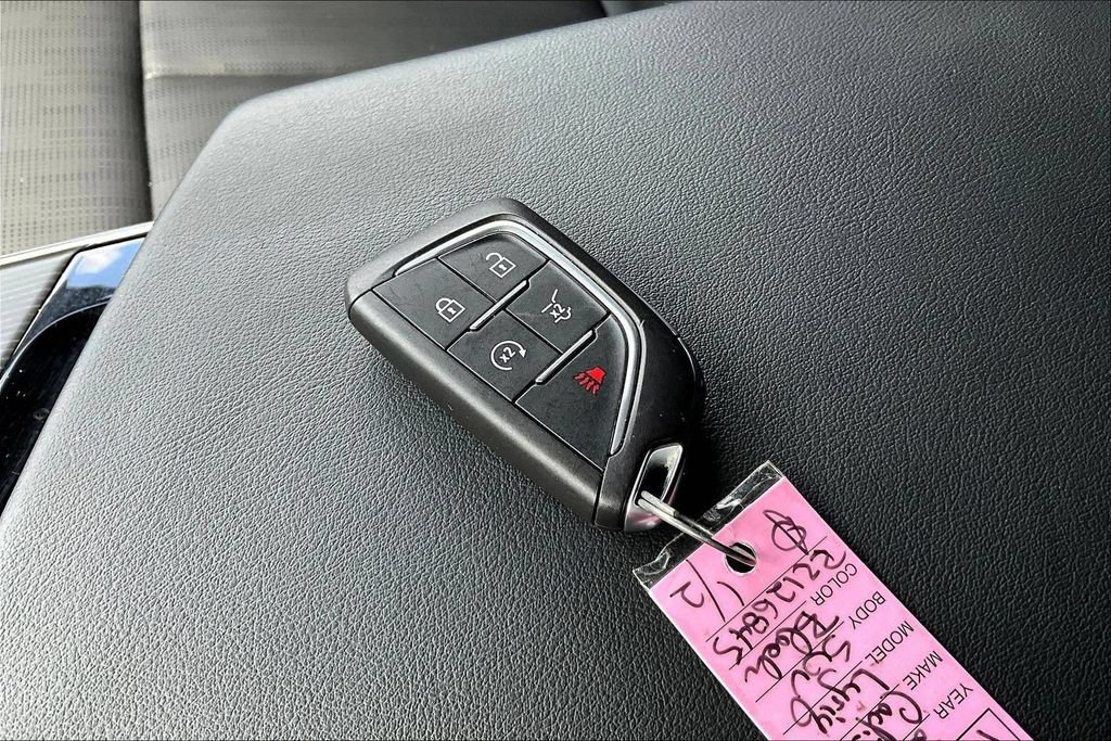 Certified 2024 Cadillac Lyriq Luxury AWD/4WD image 35