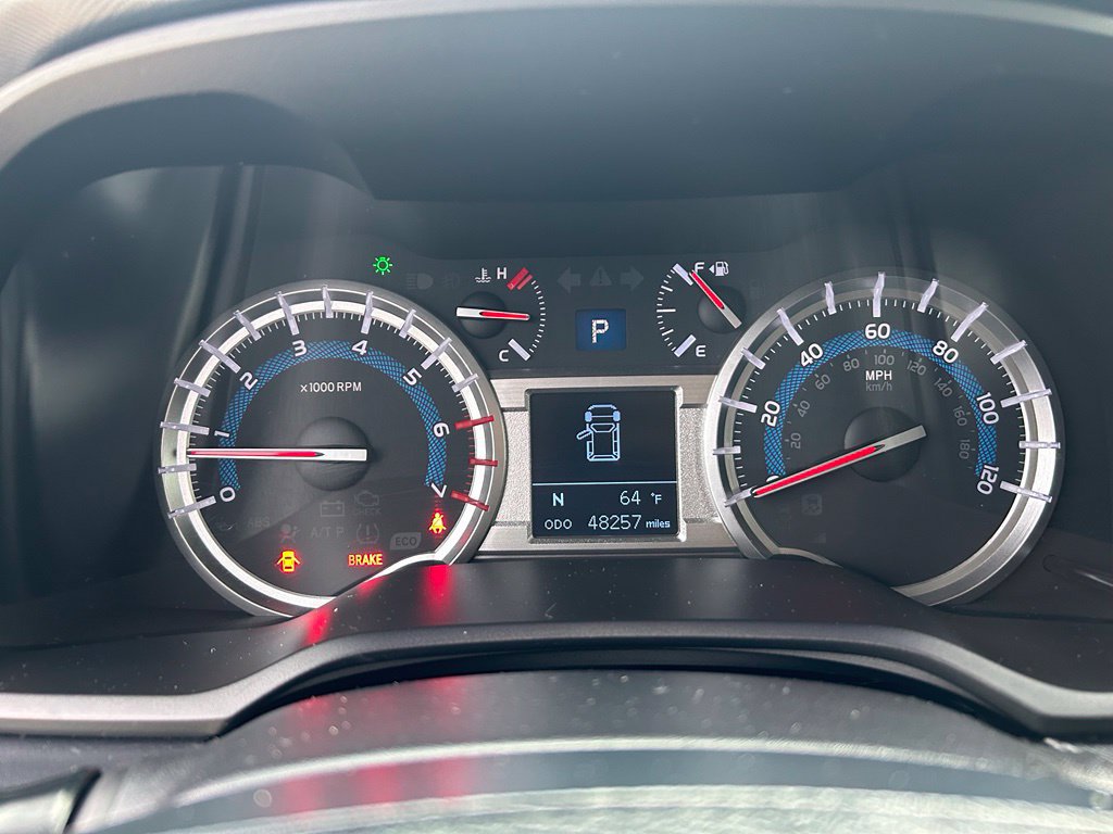 Used 2018 Toyota 4Runner TRD Off-Road Premium AWD/4WD image 20