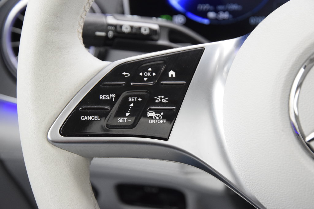 Certified 2023 Mercedes-Benz EQE 500 4MATIC SUV image 24