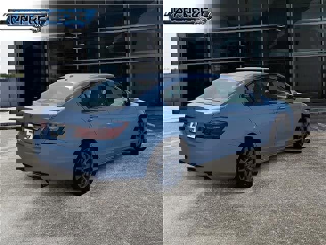 Used 2015 Honda Accord EX-L image 5