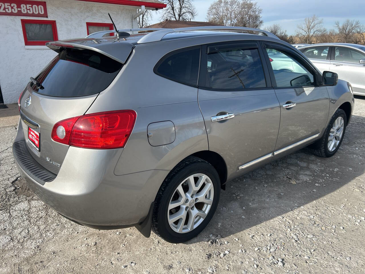 Used 2011 Nissan Rogue SV w/ SL Pkg image 3