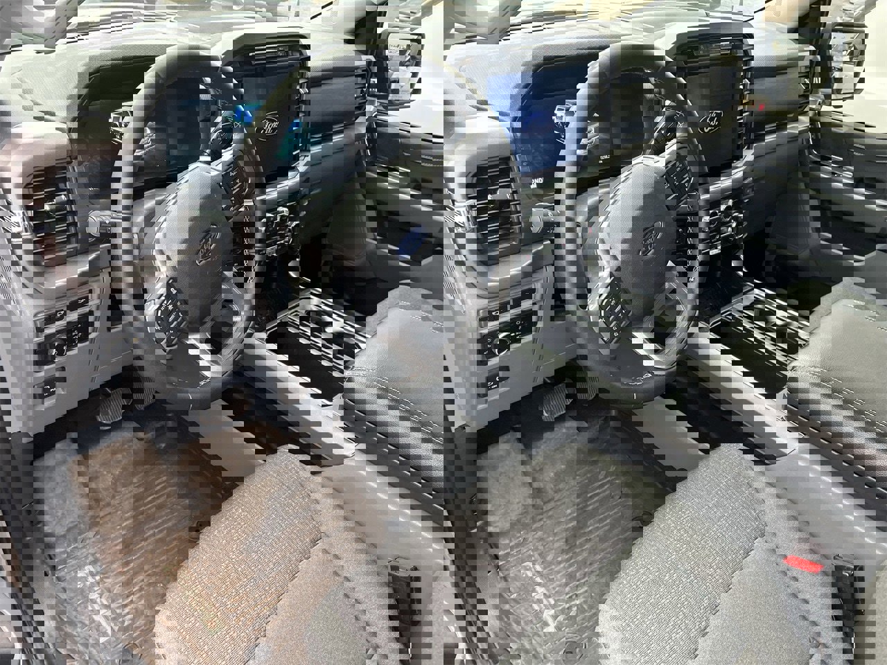 Used 2024 Ford F150 XLT w/ Equipment Group 302A MID image 9