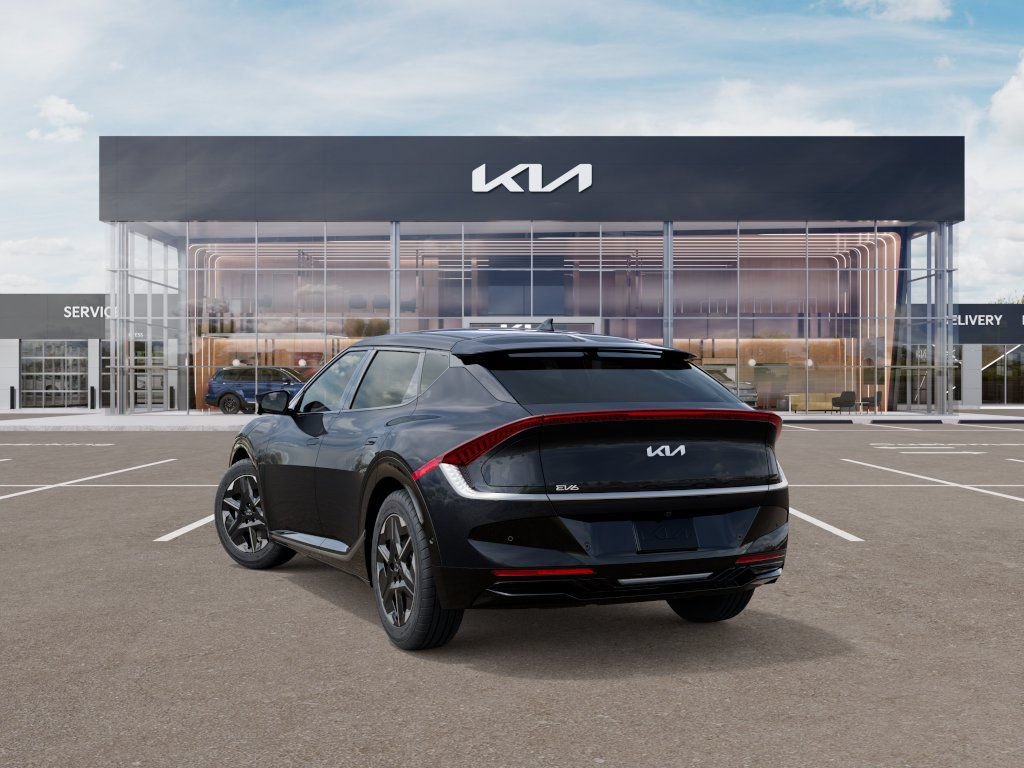 New 2026 Kia EV6 Wind RWD image 4