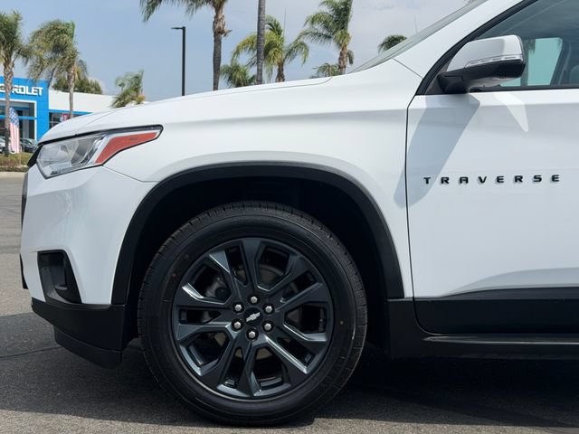 Used 2021 Chevrolet Traverse RS w/ LPO, 'HIT The Road' Package FWD image 24