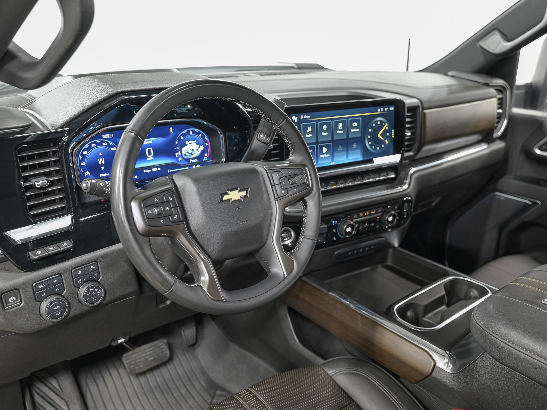 Used 2024 Chevrolet Silverado 2500 High Country w/ High Country Premium Package AWD/4WD image 15