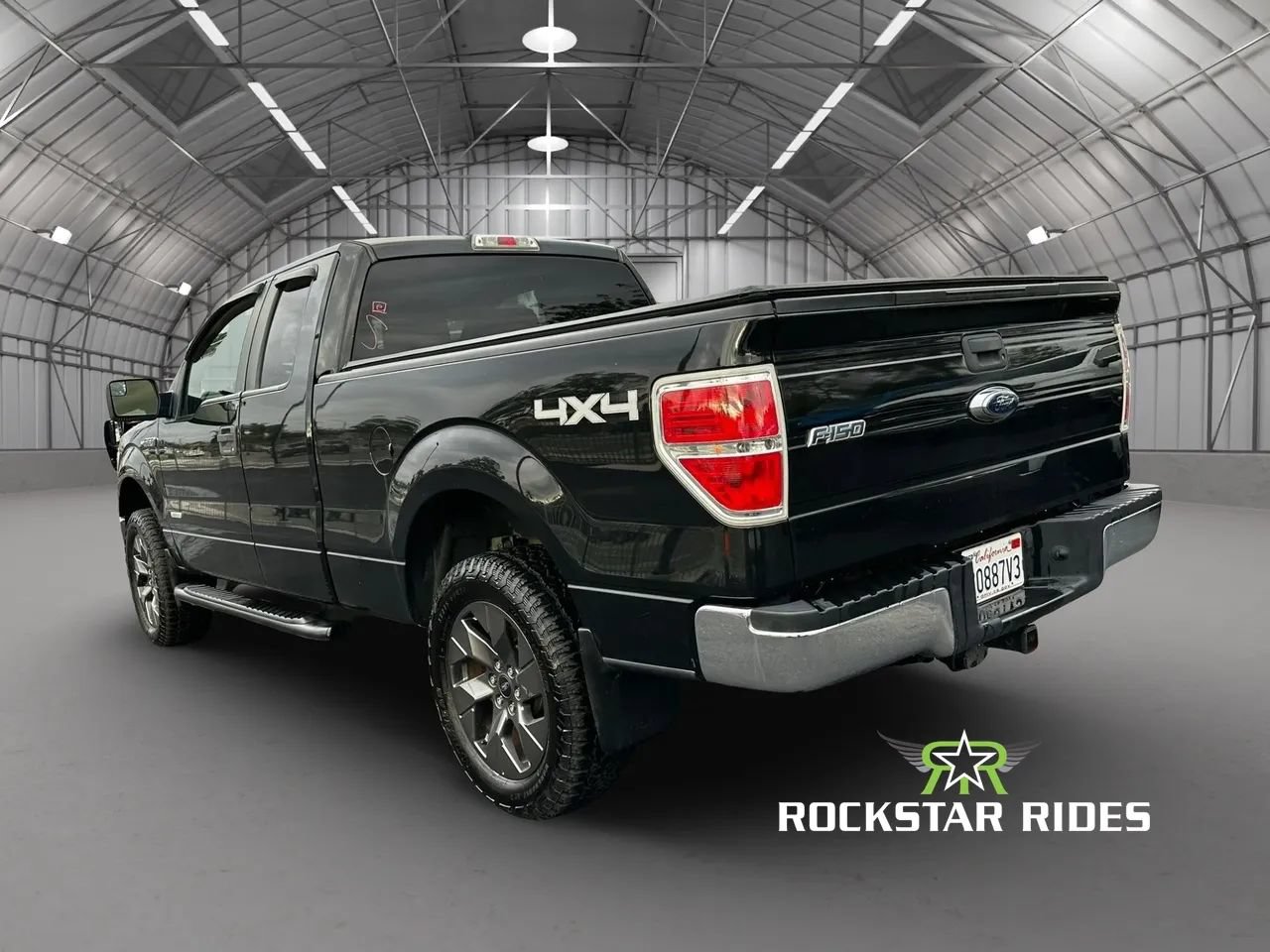 Used 2013 Ford F150 XLT w/ Mid Equipment Group AWD/4WD image 17