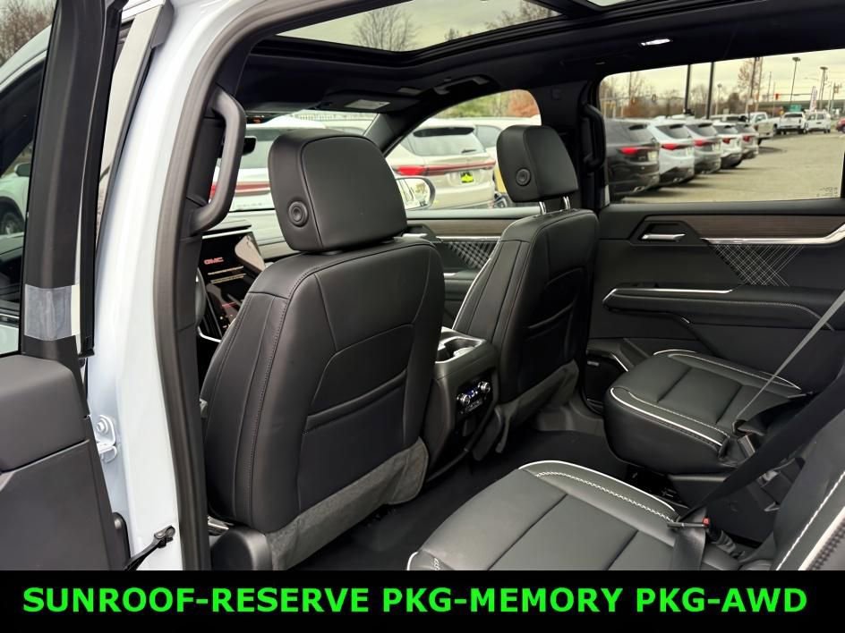 New 2026 GMC Acadia Denali w/ Super Cruise Package image 12