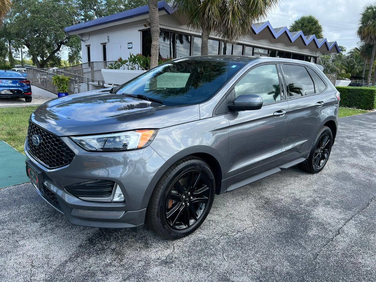 Used 2022 Ford Edge ST-Line image 2