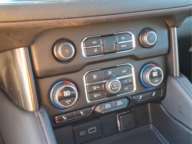 Used 2024 Chevrolet Suburban RST RWD image 8