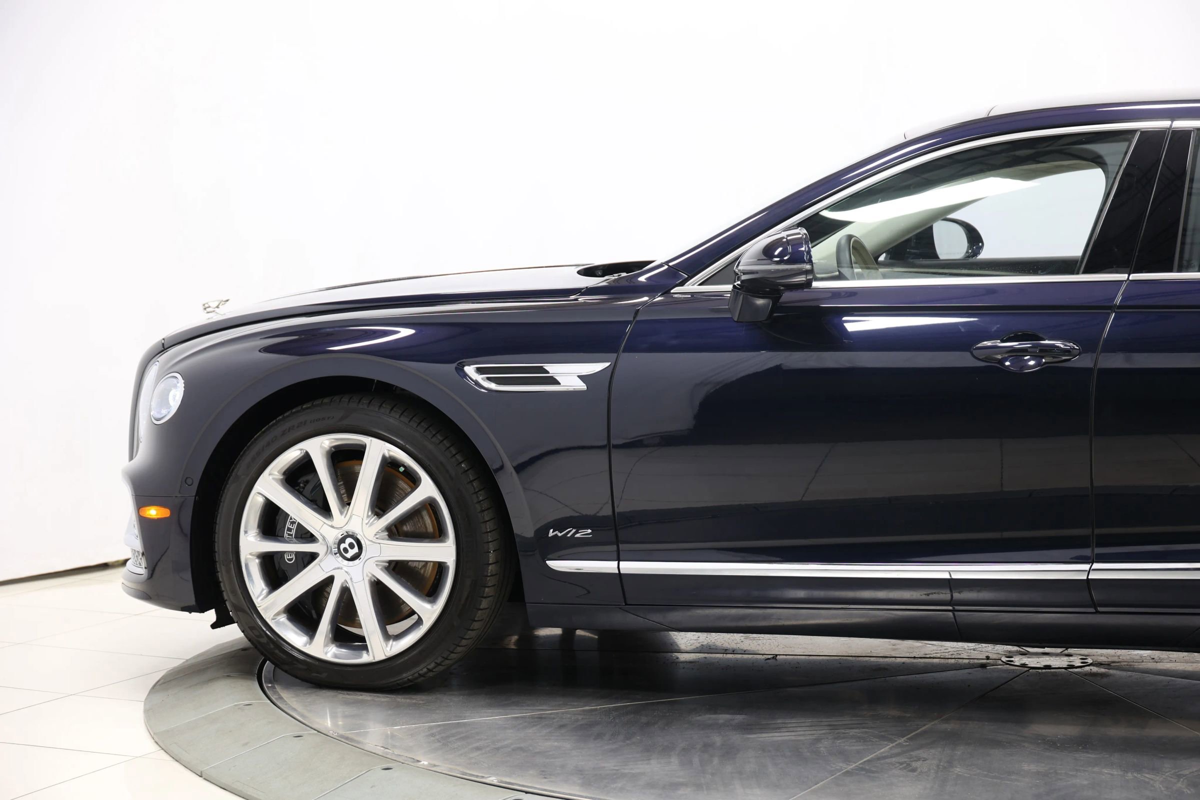 Used 2020 Bentley Flying Spur W12 AWD/4WD image 9