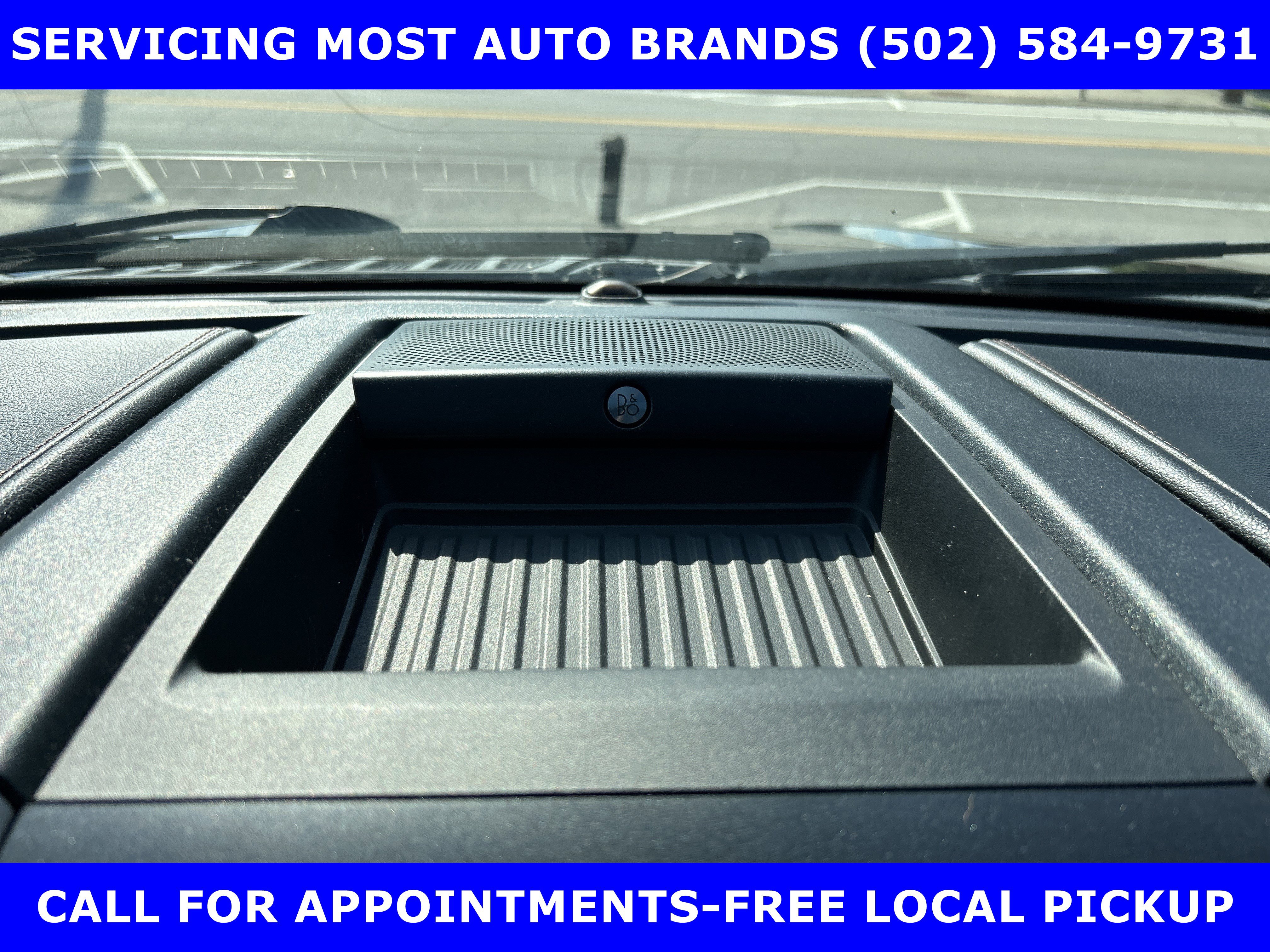 Used 2019 Ford F150 Platinum w/ Equipment Group 701A Luxury image 34