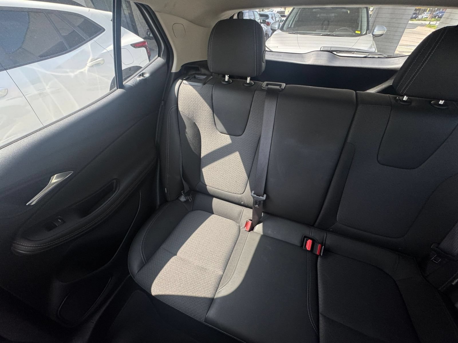 Used 2025 Buick Encore GX Preferred FWD image 39