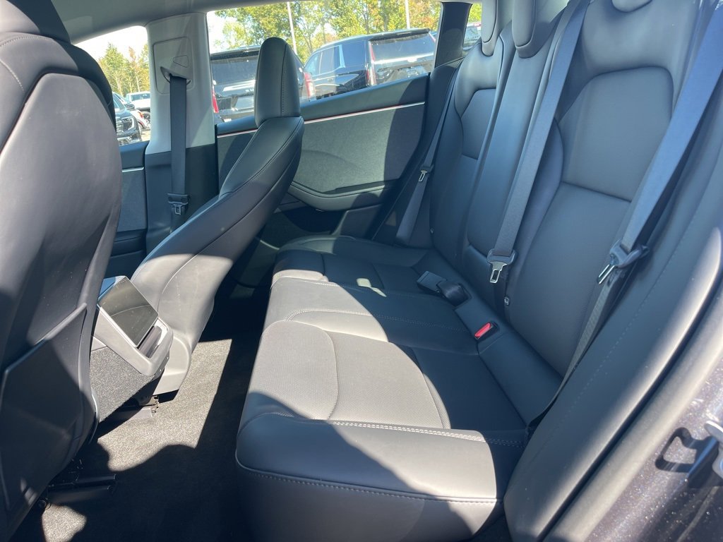 Used 2025 Tesla Model 3 Long Range image 11