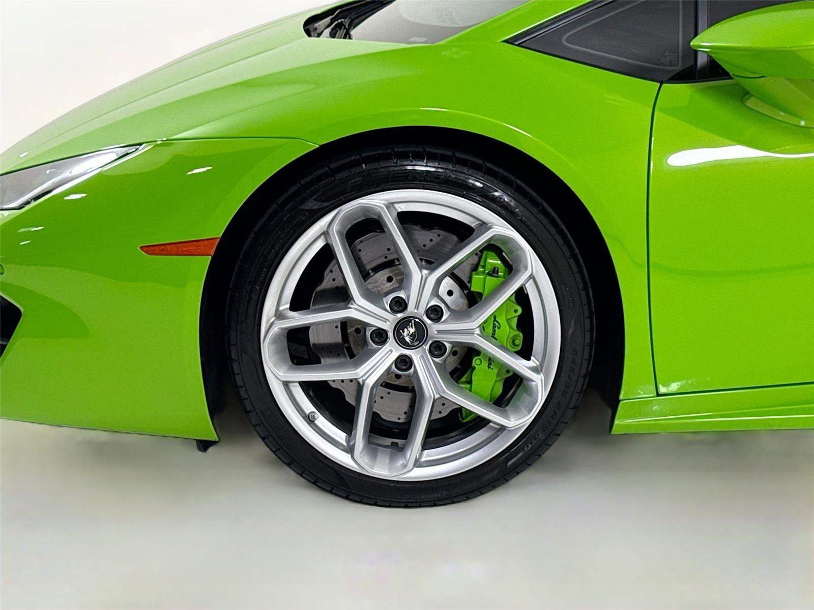 Used 2018 Lamborghini Huracan LP 580-2 image 36