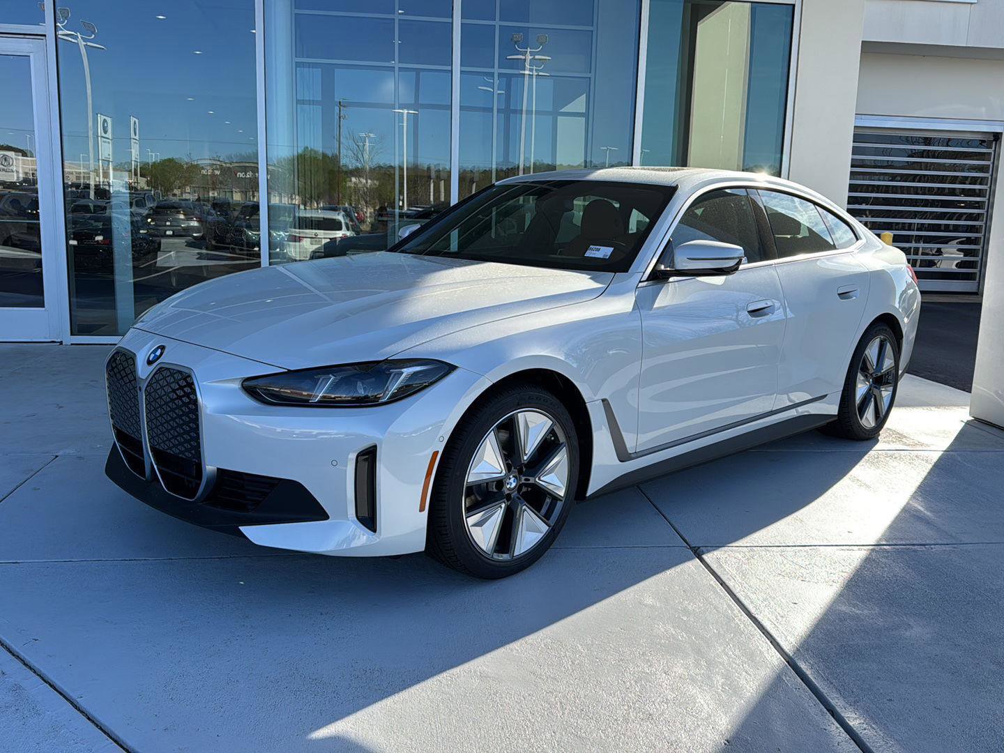 New 2026 BMW i4 eDrive40 w/ Premium Package RWD image 1