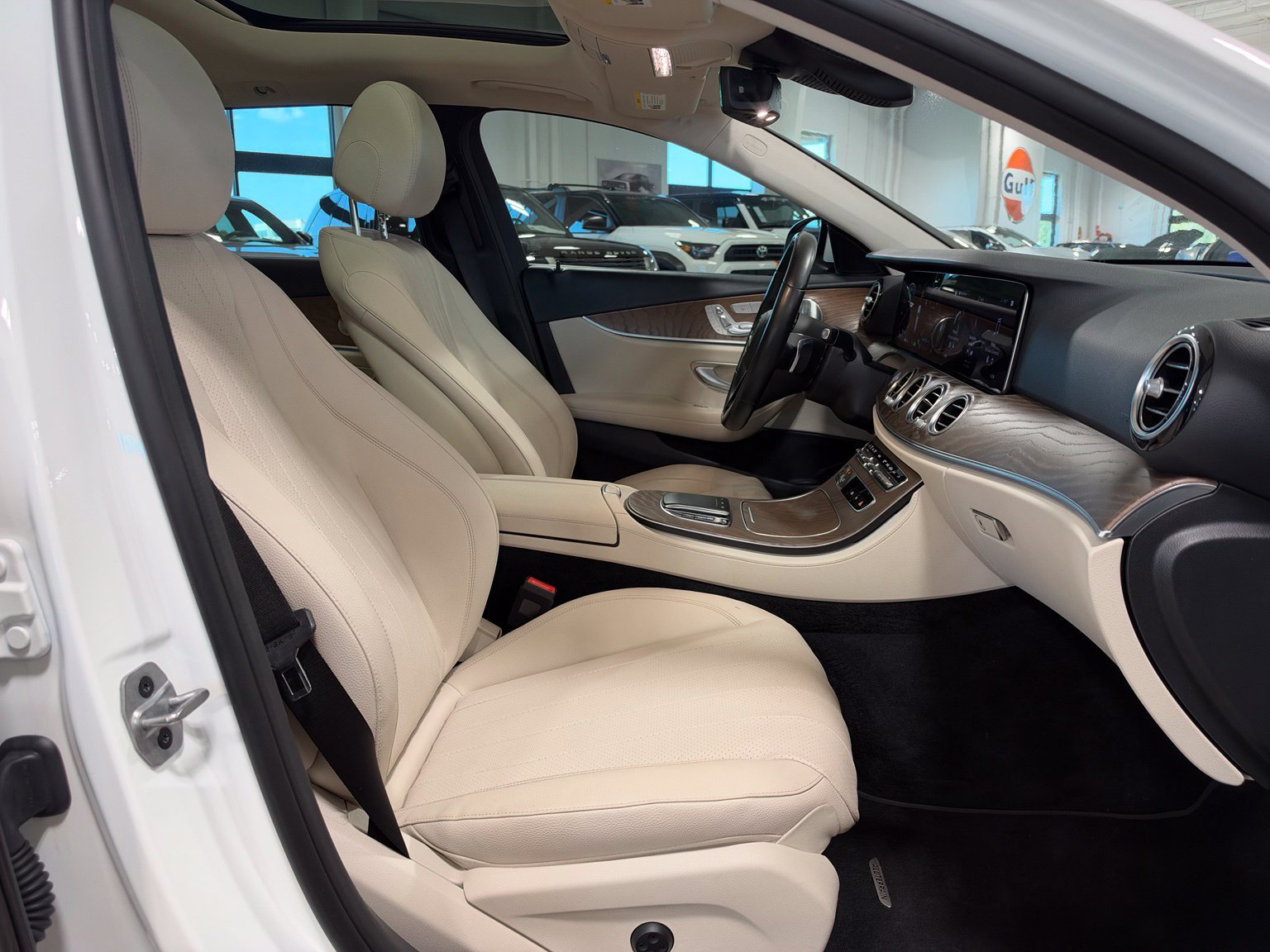 Used 2021 Mercedes-Benz E 450 4MATIC All-Terrain Wagon w/ Premium Package image 40