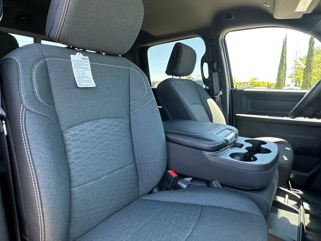 New 2026 RAM 2500 Tradesman AWD/4WD image 17